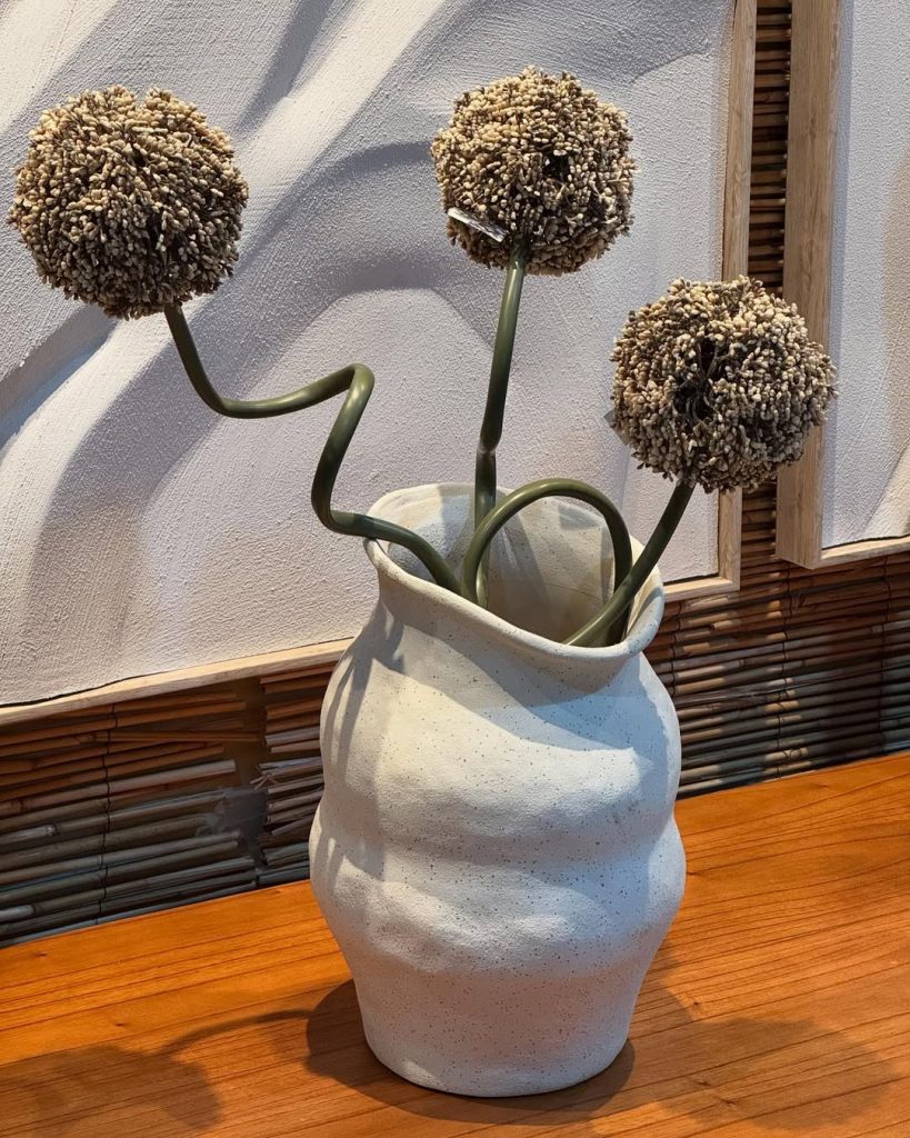 Vaso decorativo em ceramica